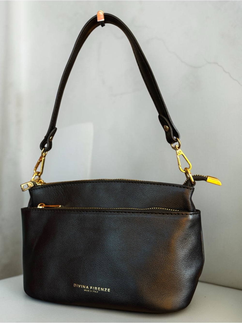 Divina Firenze Lilla Triple-Zip Black Italian Pebbled Leather Shoulder Bag. - Picture 13 of 14